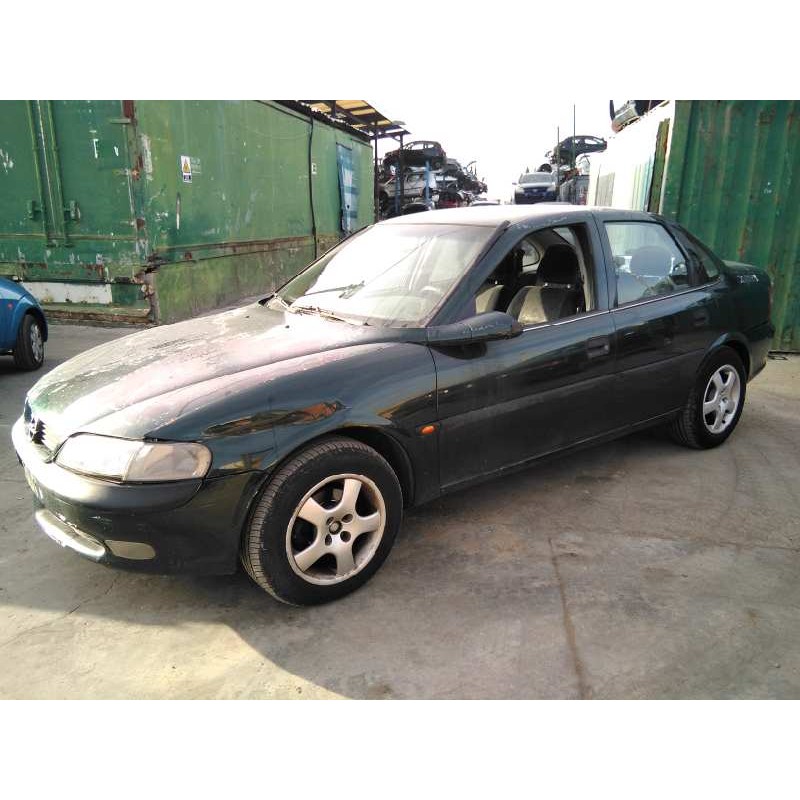 opel vectra b berlina del año 1999