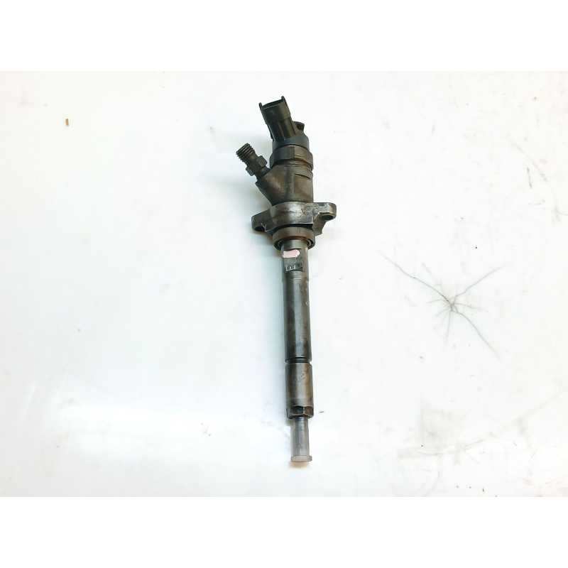 Recambio de inyector para peugeot 308 confort referencia OEM IAM 0445110311  