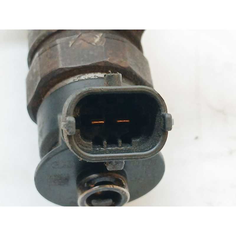 Recambio de inyector para peugeot 308 confort referencia OEM IAM 0445110311 - Negro 3