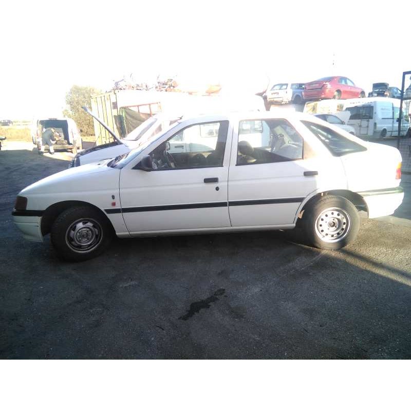 ford escort berlina/turnier del año 1991