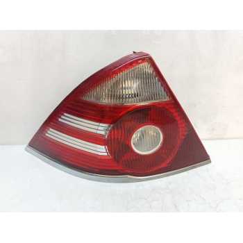 PILOTO TRASERO IZQUIERDO 00143092 