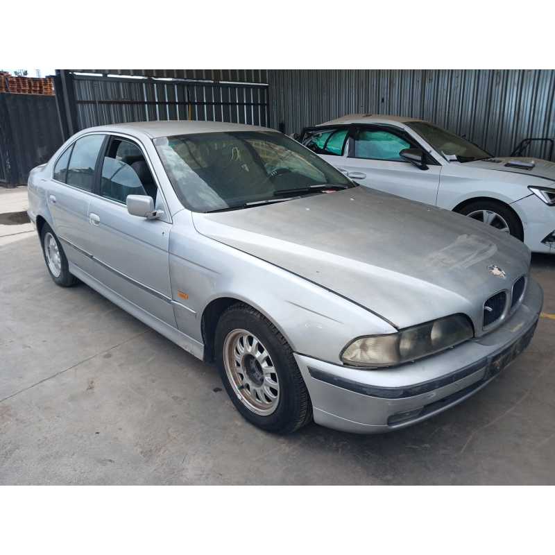 bmw 5 (e39) del año 2008