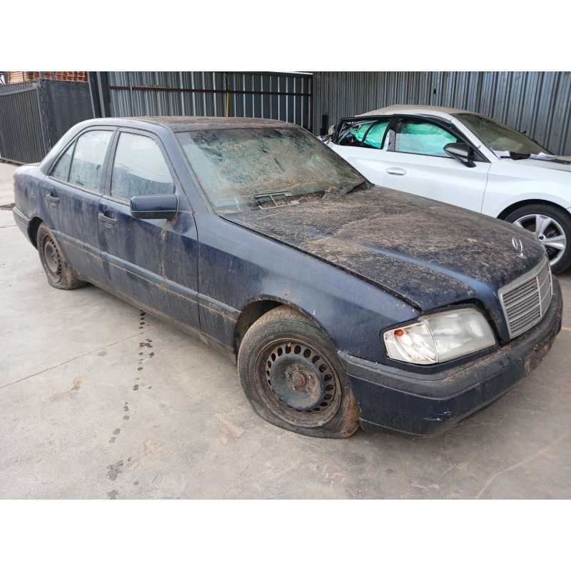mercedes-benz clase c (w202) del año 2004