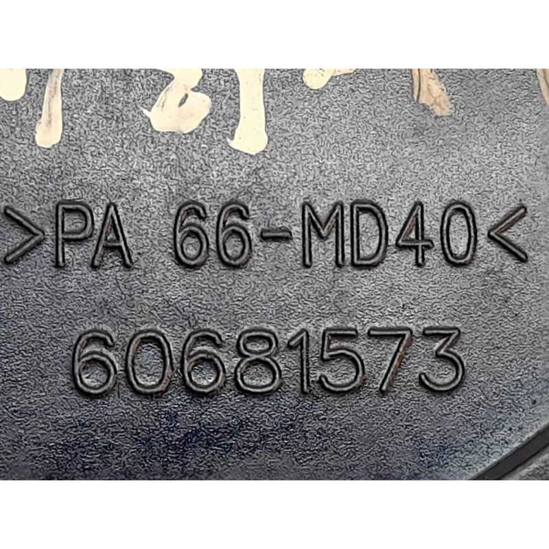 Recambio de tapa exterior combustible para alfa romeo gt (125) 1.8 ts impression referencia OEM IAM 60681573 B632 2