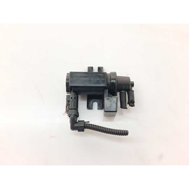 Recambio de valvula aire adicional para bmw serie 1 berlina (e81/e87) 118d referencia OEM IAM 70206301  