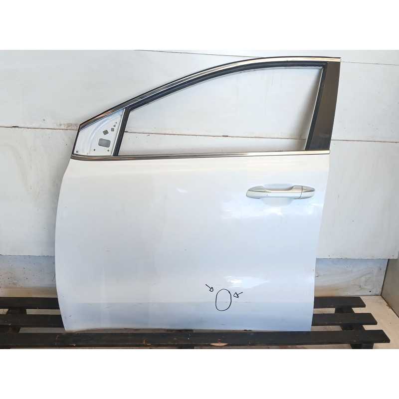 Recambio de puerta delantera izquierda para kia sportage drive 2wd referencia OEM IAM   