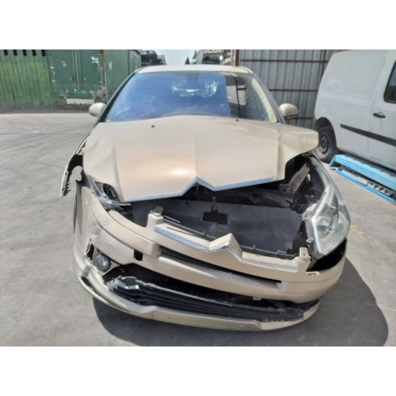 citroën c4 berlina del año 2004