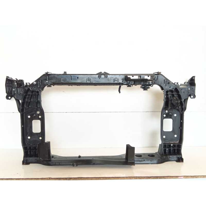 Recambio de panel frontal para kia sportage drive 2wd referencia OEM IAM 24355920702  
