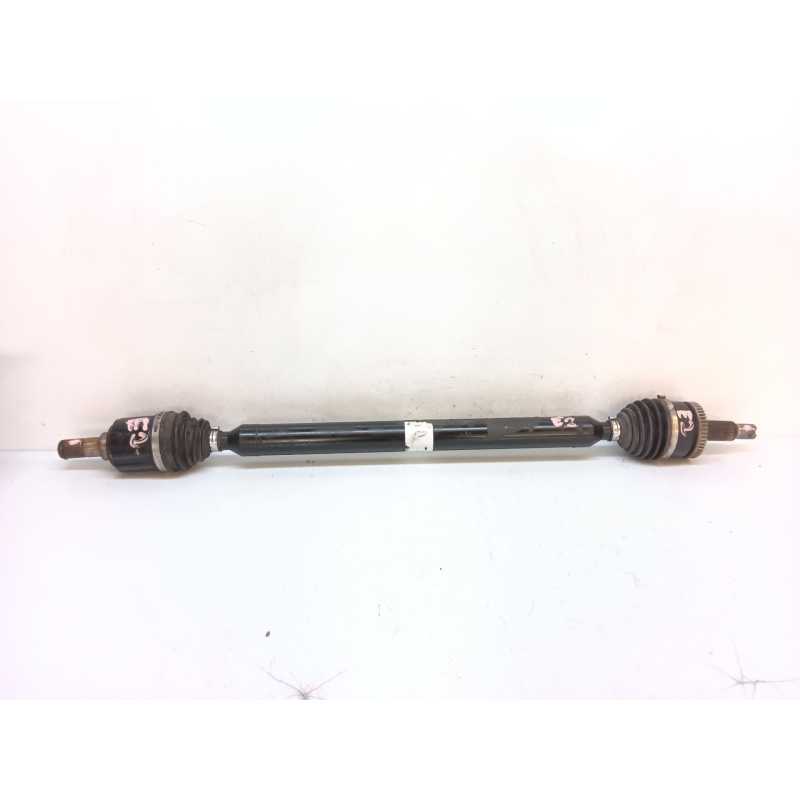 Recambio de transmision delantera derecha para kia sportage drive 2wd referencia OEM IAM D090KJA509VR - Blanco