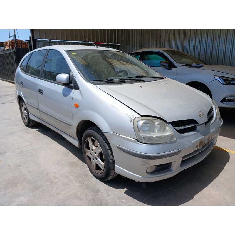 nissan almera tino (v10) del año 2005