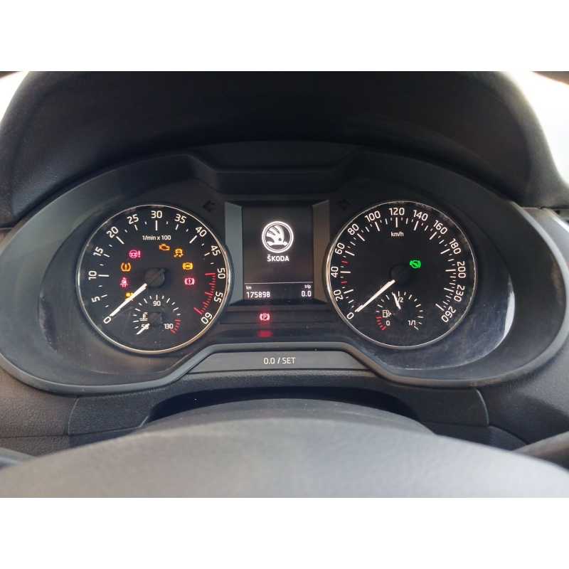 Recambio de cuadro instrumentos para skoda octavia iii (5e3, nl3, nr3) 2.0 tdi referencia OEM IAM   