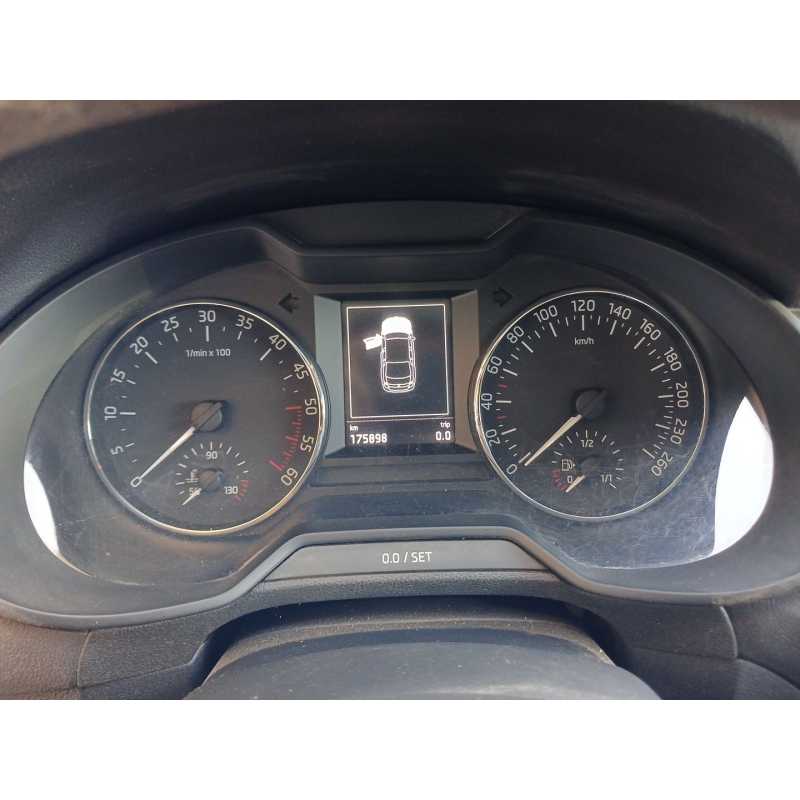 Recambio de cuadro instrumentos para skoda octavia iii (5e3, nl3, nr3) 2.0 tdi referencia OEM IAM - Blanco 3