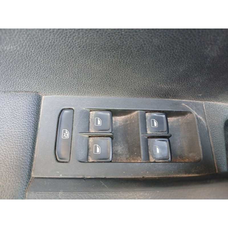 Recambio de mando elevalunas delantero izquierdo para skoda octavia iii (5e3, nl3, nr3) 2.0 tdi referencia OEM IAM   
