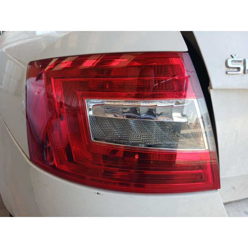 Recambio de piloto trasero izquierdo para skoda octavia iii (5e3, nl3, nr3) 2.0 tdi referencia OEM IAM   