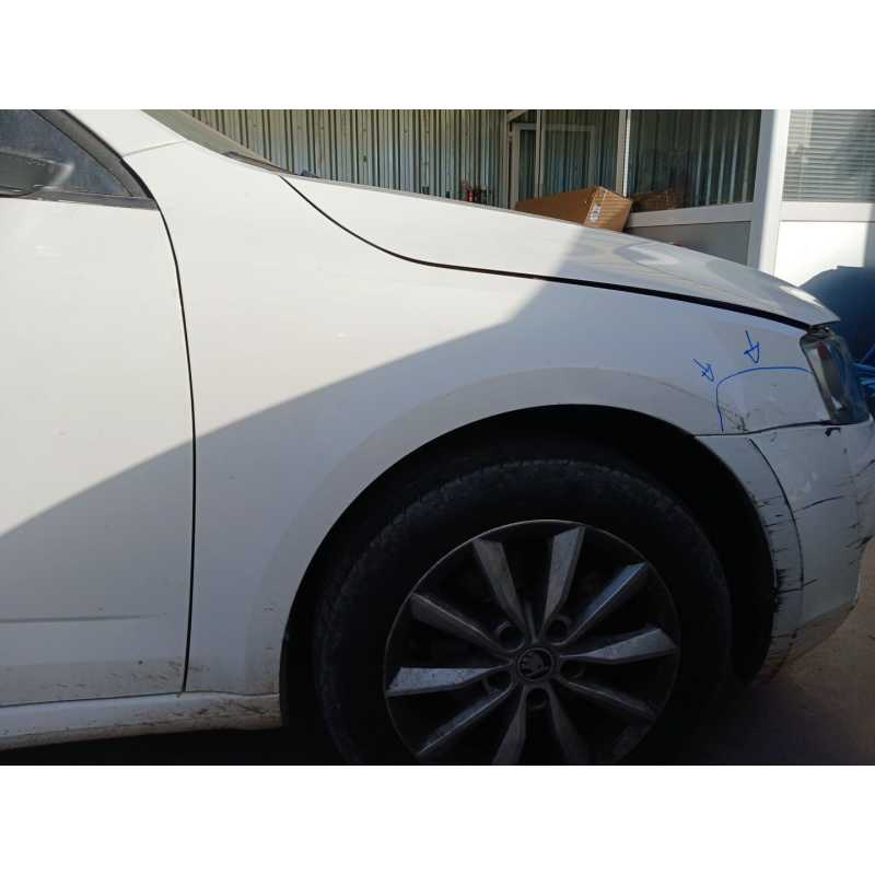 Recambio de aleta delantera derecha para skoda octavia iii (5e3, nl3, nr3) 2.0 tdi referencia OEM IAM - Blanco 2