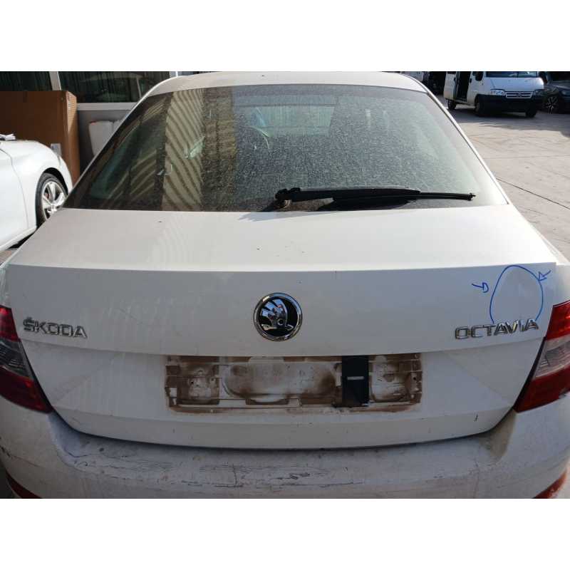 Recambio de porton trasero para skoda octavia iii (5e3, nl3, nr3) 2.0 tdi referencia OEM IAM   