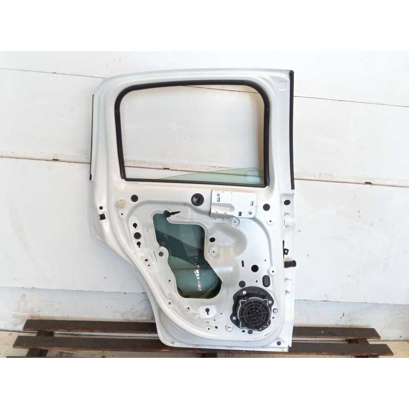 Recambio de puerta trasera izquierda para citroën c3 ii (sc_) 1.4 vti 95 referencia OEM IAM - Blanco 2