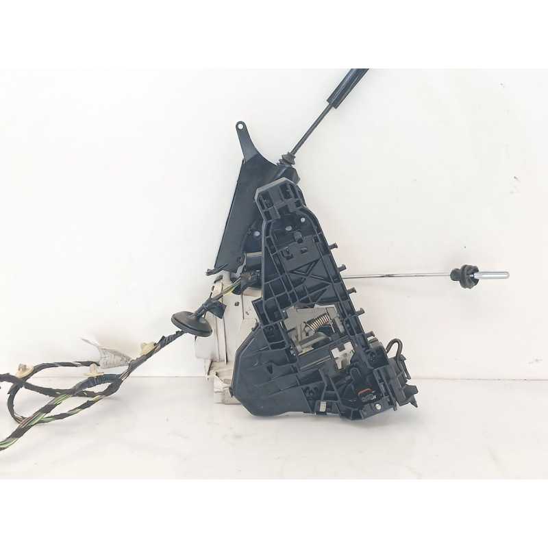 Recambio de cerradura puerta delantera izquierda para mercedes-benz clase b (w245) 200 cdi (245.208) referencia OEM IAM A1699990