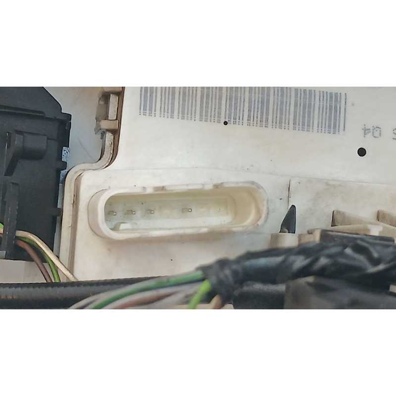 Recambio de cerradura puerta delantera izquierda para mercedes-benz clase b (w245) 200 cdi (245.208) referencia OEM IAM A1699990 4