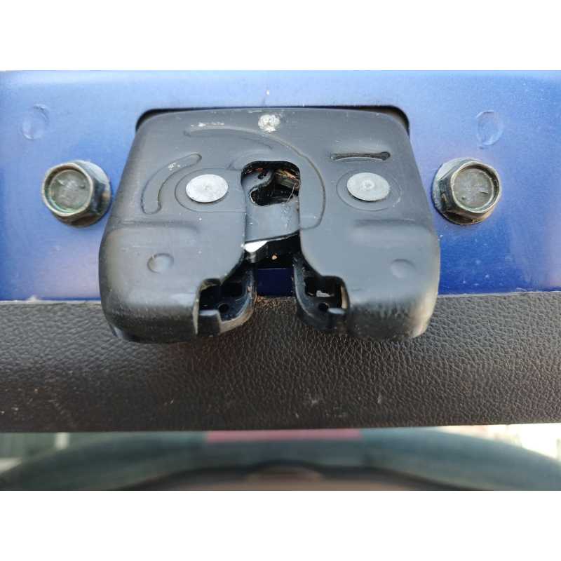 Recambio de cerradura maletero / porton para renault kadjar limited referencia OEM IAM   