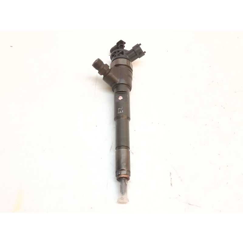Recambio de inyector para dacia sandero stepway referencia OEM IAM 0445110485  