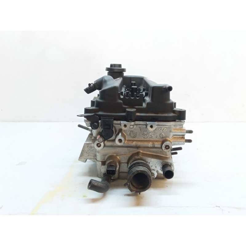 Recambio de culata para hyundai i20 classic referencia OEM IAM KEL100427A227 - Rojo 9