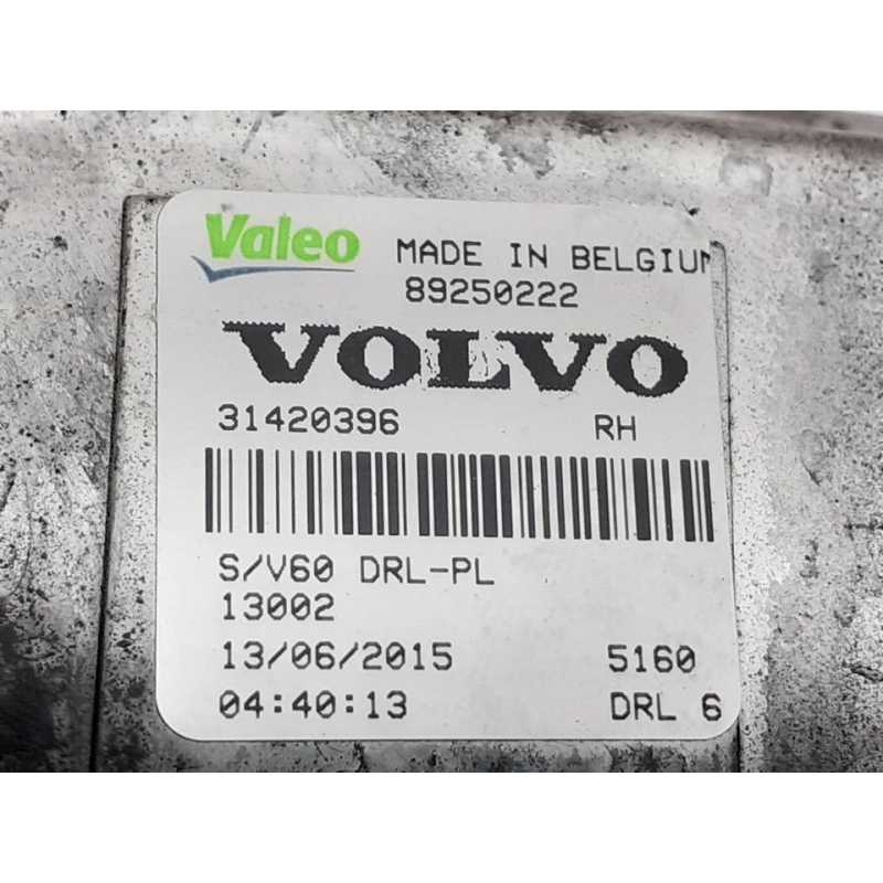 Recambio de piloto delantero derecho para volvo v60 kombi momentum referencia OEM IAM 89250222 - Blanco 2