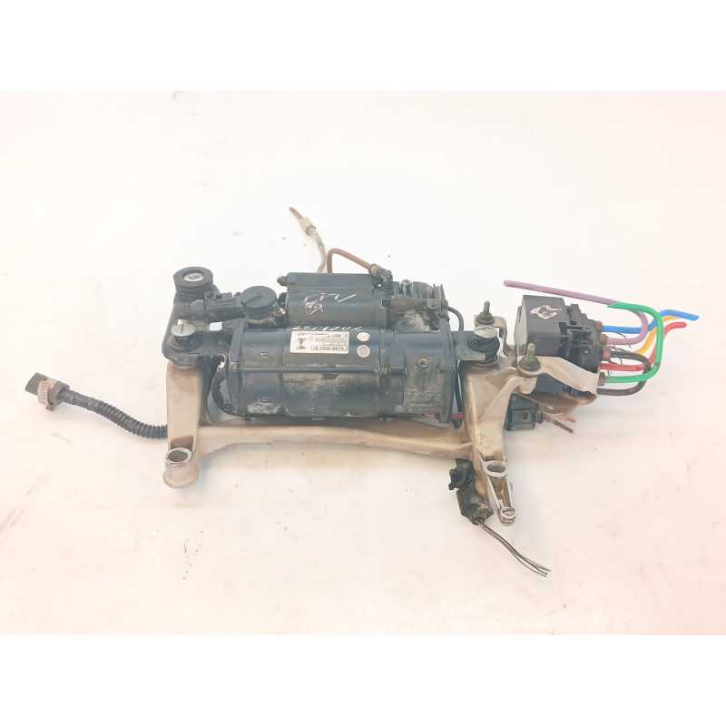 Recambio de bomba suspension para volkswagen touareg (7la) v6 referencia OEM IAM 7L0616006C  