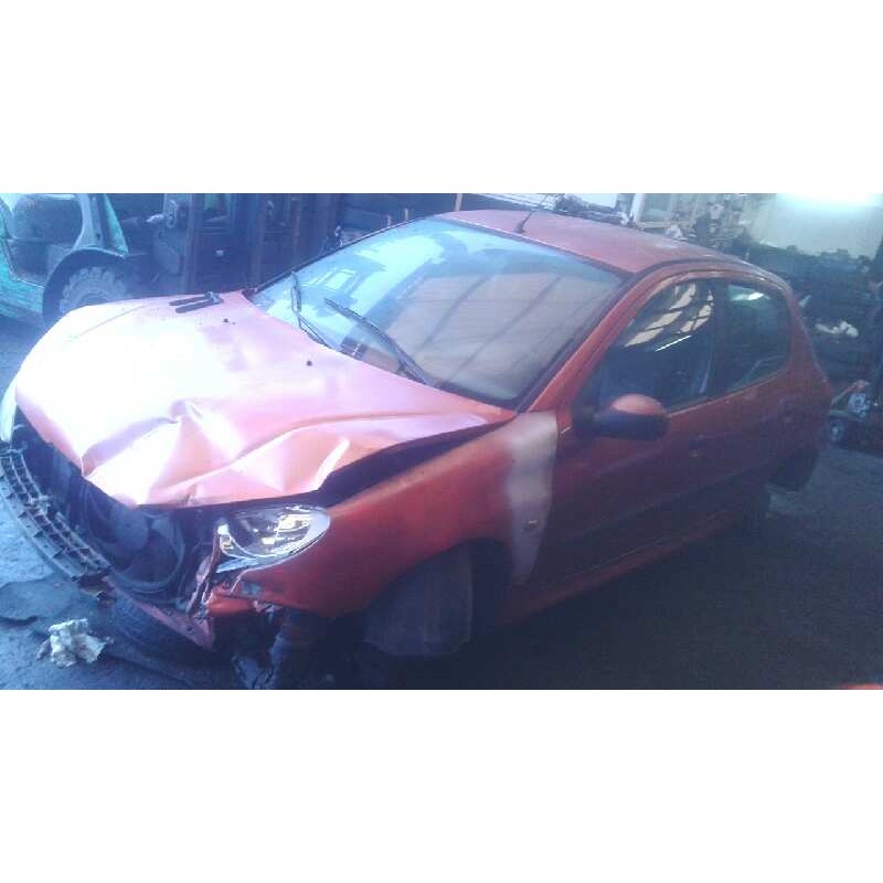 peugeot 206 berlina del año 2001
