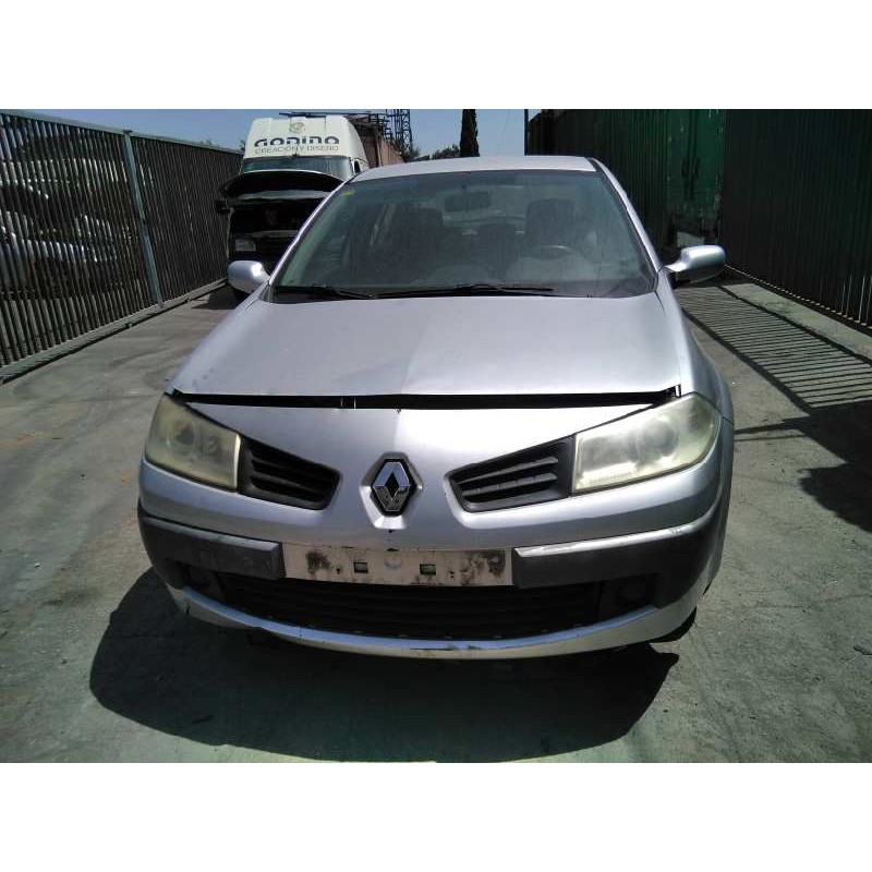 renault megane ii classic berlina del año 2008
