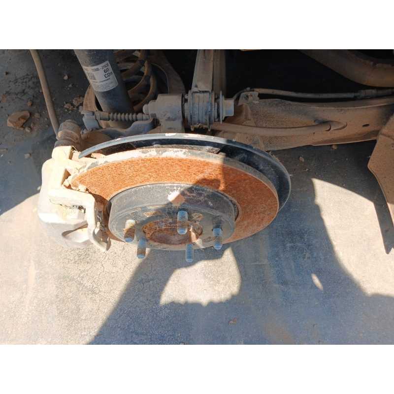 Recambio de mangueta trasera derecha para kia ceed (cd) 1.6 crdi 115 referencia OEM IAM - Blanco 2