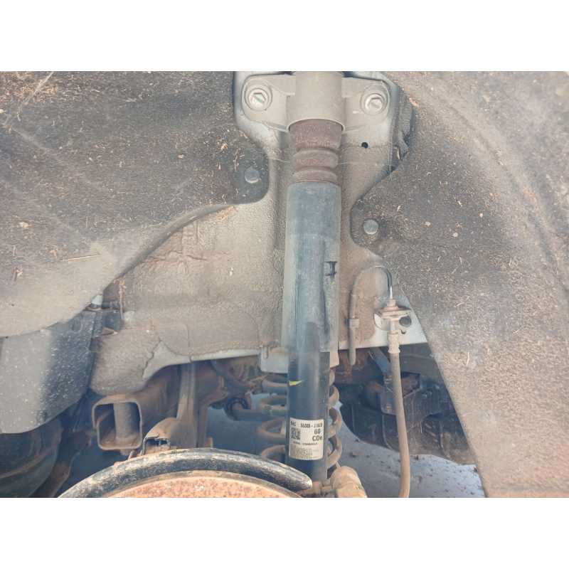 Recambio de amortiguador trasero izquierdo para kia ceed (cd) 1.6 crdi 115 referencia OEM IAM 55300J7AC0  