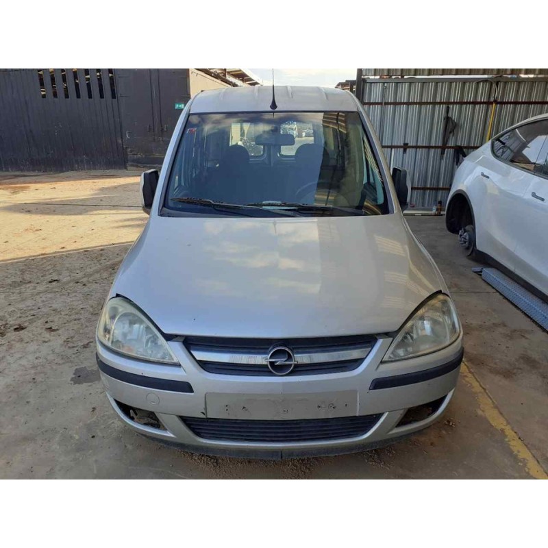 opel combo (corsa c) del año 2005