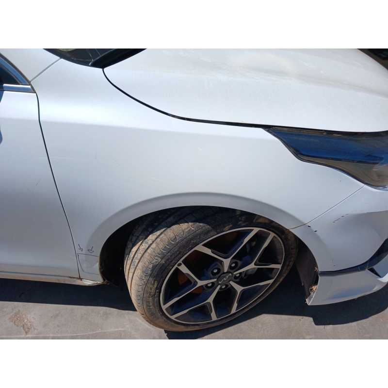 Recambio de aleta delantera derecha para kia ceed tourer (cd) 1.0 t-gdi referencia OEM IAM - Blanco 2