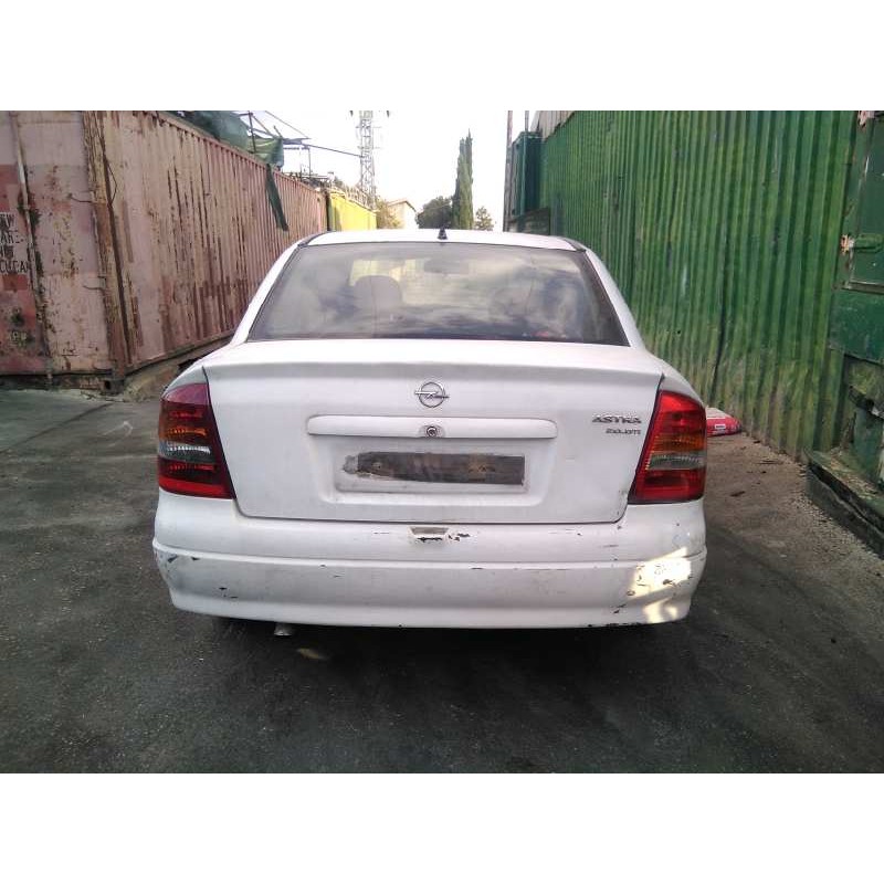 opel astra g berlina del año 1999
