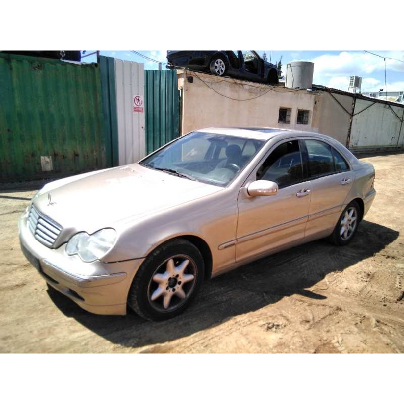 mercedes-benz clase c (w203) berlina del año 2002