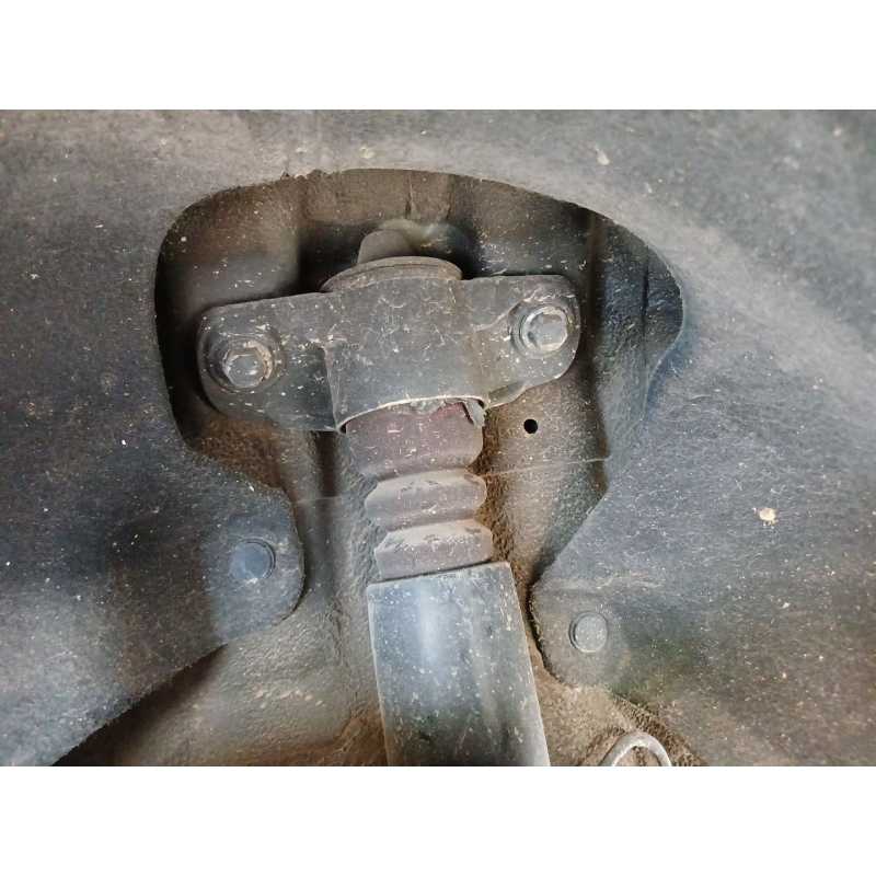 Recambio de amortiguador trasero izquierdo para hyundai i30 fastback (pde, pden) 1.0 t-gdi referencia OEM IAM   