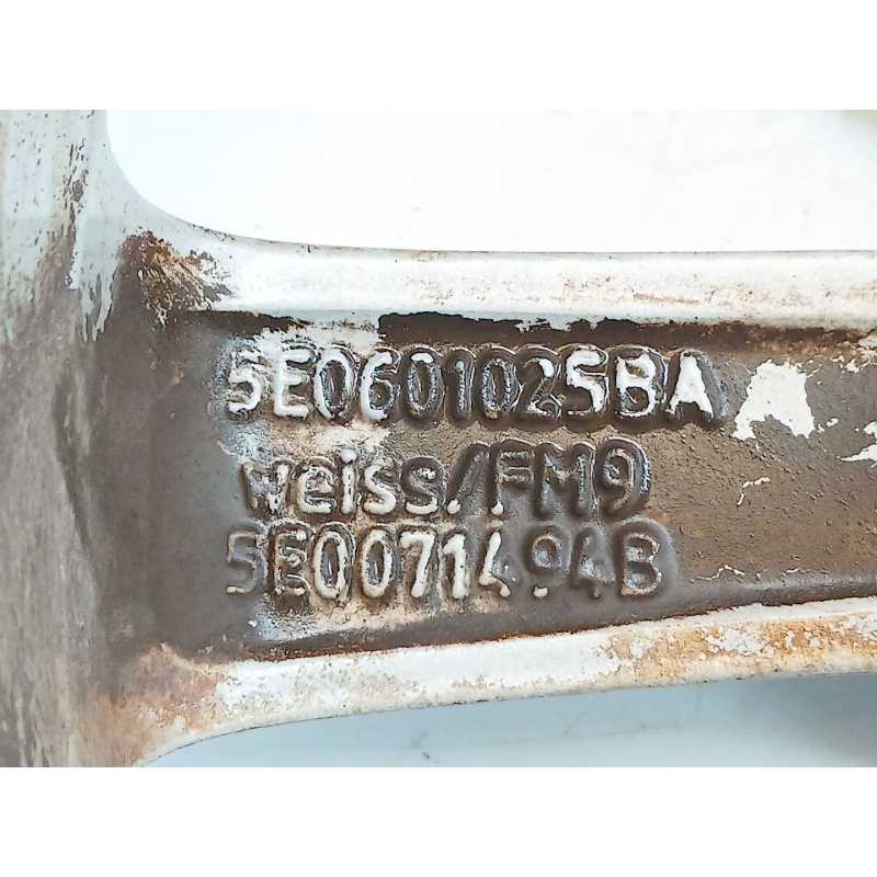 Recambio de llanta para skoda octavia iii (5e3, nl3, nr3) 2.0 tdi referencia OEM IAM 5F0601025B - Blanco 4