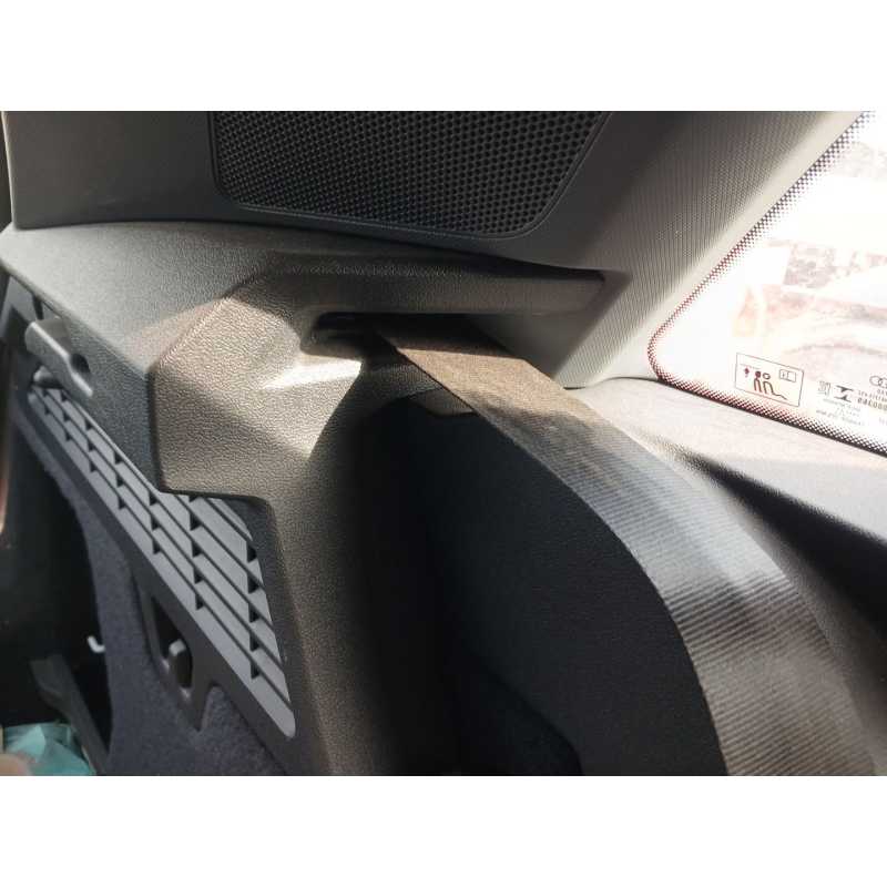 Recambio de cinturon seguridad trasero izquierdo para audi a3 sportback (8ya, 8yf) 30 tdi referencia OEM IAM   