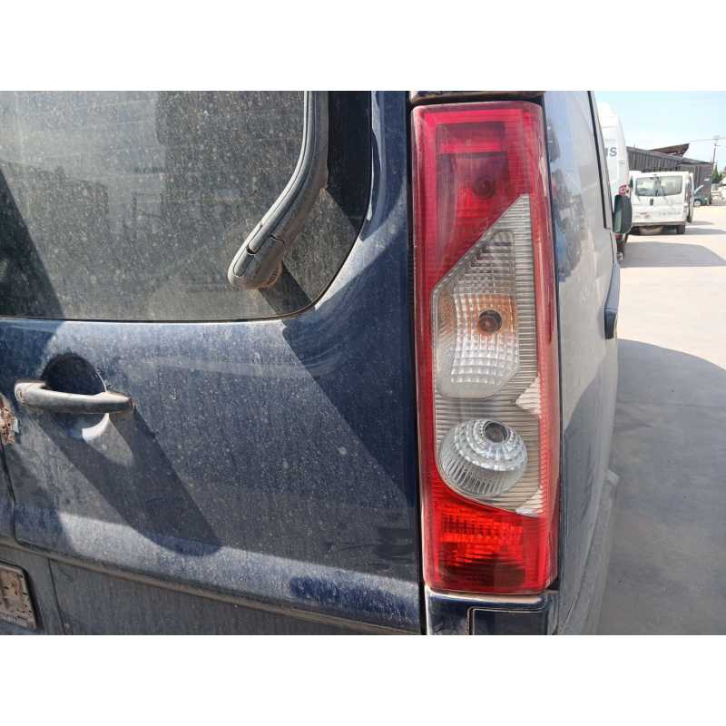 Recambio de piloto trasero derecho para citroën jumpy ii (vf7) 2.0 hdi 120 referencia OEM IAM   
