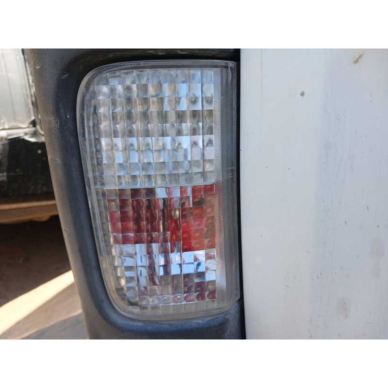 Recambio de faro antiniebla trasero izquierdo para renault trafic ii furgoneta (fl) 1.9 dci 100 (fl0c) referencia OEM IAM - Blanco 2