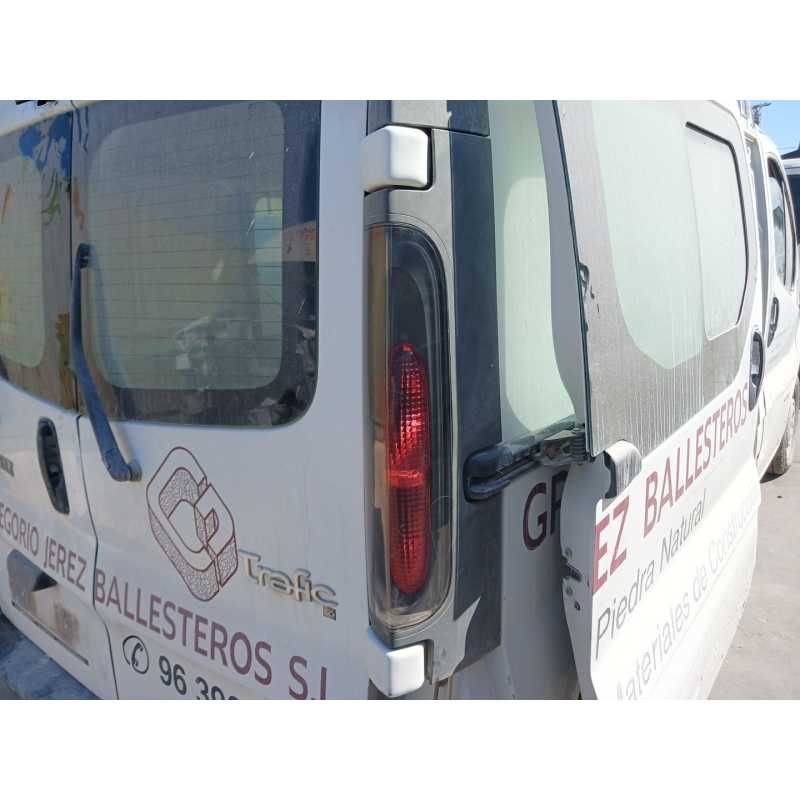 Recambio de piloto trasero derecho para renault trafic ii autobús (jl) 1.9 dci 100 (jl0c) referencia OEM IAM   