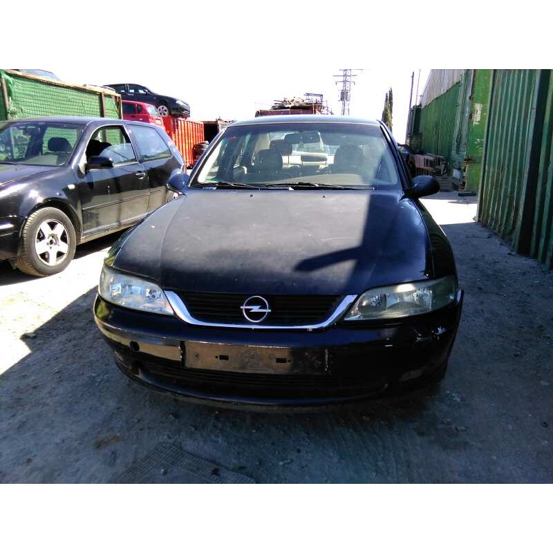opel vectra b berlina del año 2001