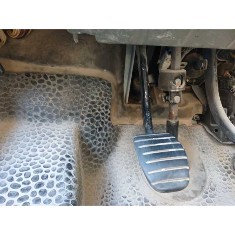 Recambio de pedal embrague para renault trafic ii furgoneta (fl) 1.9 dci 100 (fl0c) referencia OEM IAM - Blanco 2