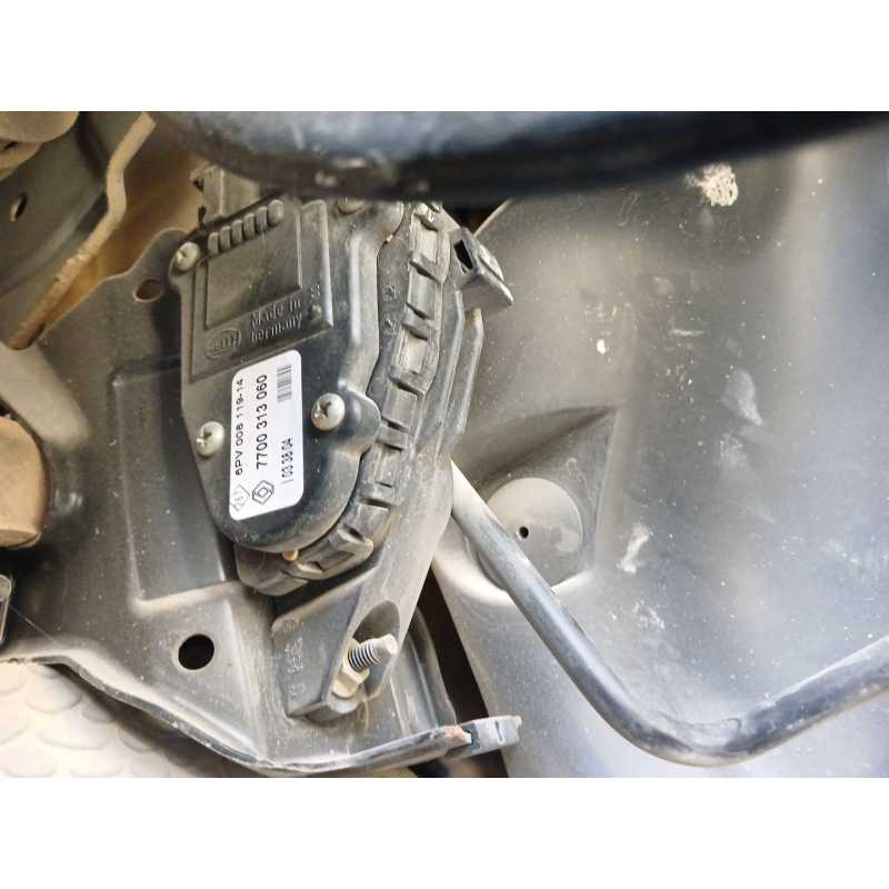 Recambio de potenciometro pedal para renault trafic ii furgoneta (fl) 1.9 dci 100 (fl0c) referencia OEM IAM 7700313060 6PV008119 - Blanco 3