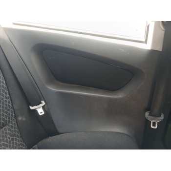 GUARNECIDO PUERTA TRASERA IZQUIERDA 