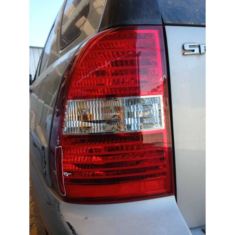 Recambio de piloto trasero izquierdo para kia sportage ii (je_, km_) 2.0 crdi 4wd referencia OEM IAM - Plata 3