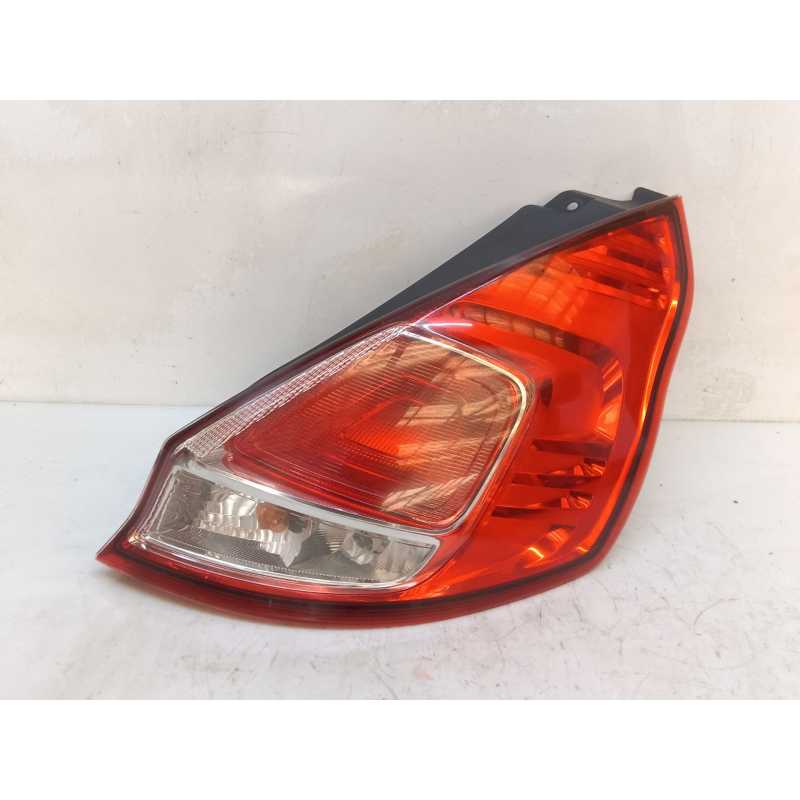 Recambio de piloto trasero derecho para ford fiesta vi (cb1, ccn) 1.25 referencia OEM IAM C1BB13404A  