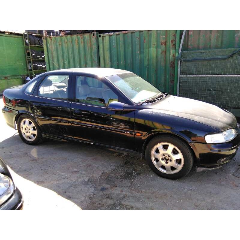 opel vectra b berlina del año 2001