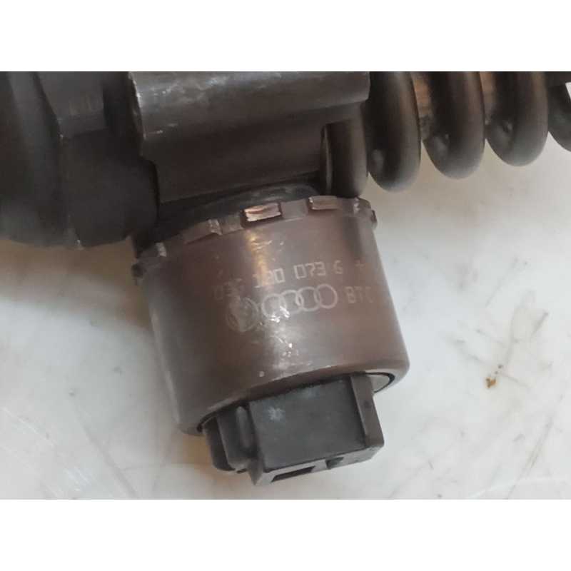 Recambio de inyector para skoda octavia combi (1z5) elegance referencia OEM IAM 03G130073G 0414720404 - Dorado 2